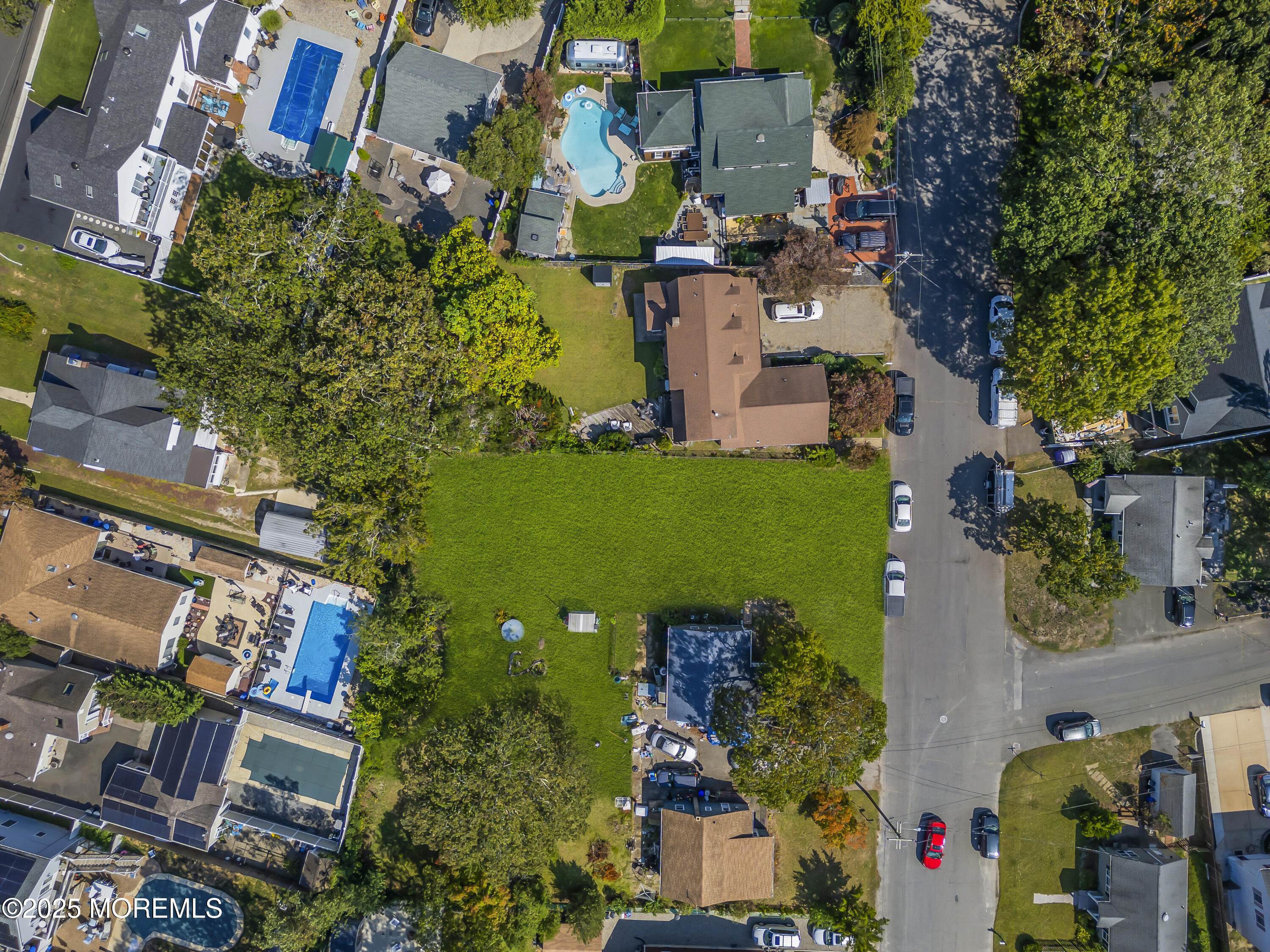 505 Curtis Avenue Point Pleasant, NJ 08742 - Photo 9 of 11 an aerial view of a houses with outdoor space