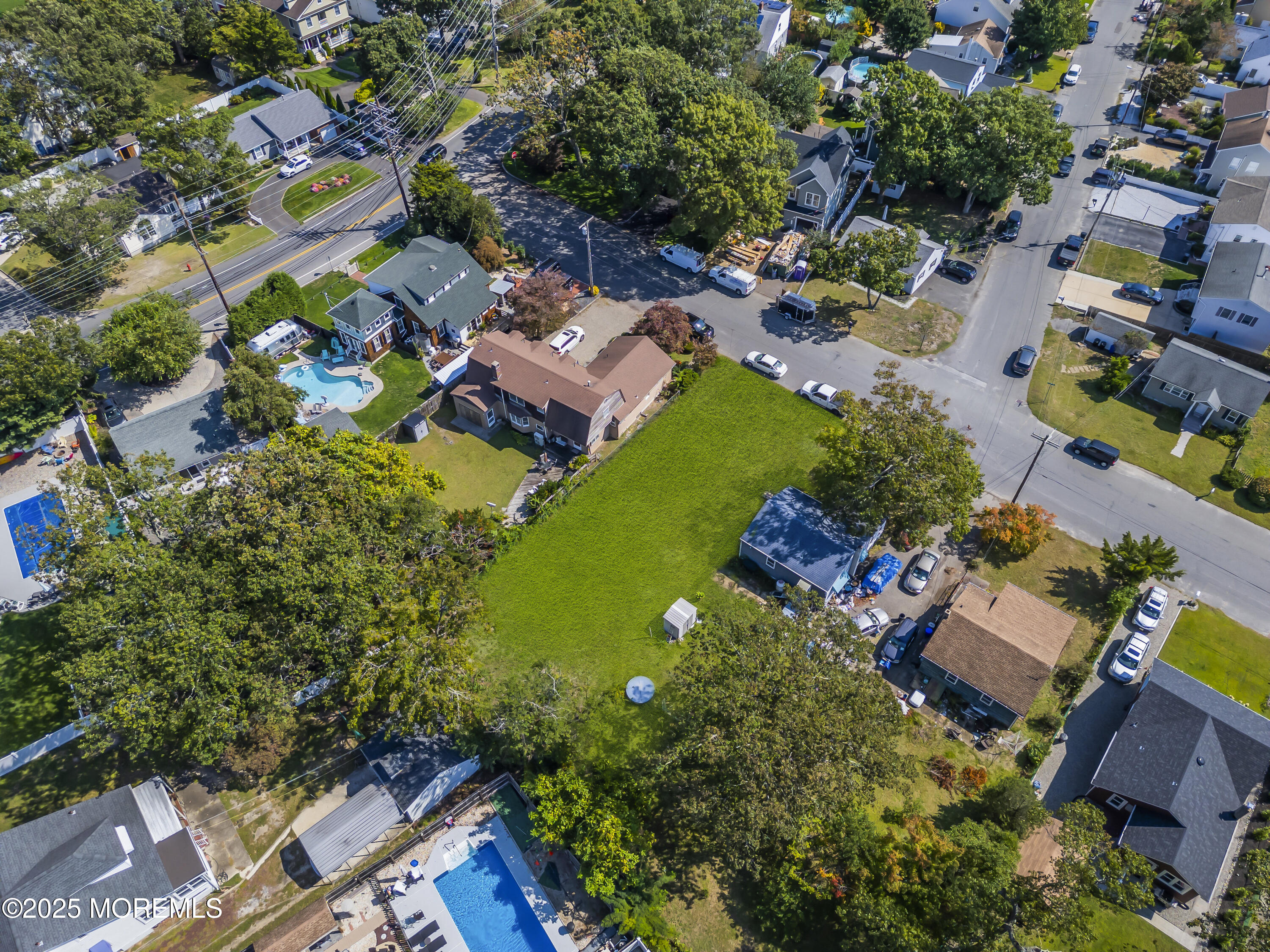 505 Curtis Avenue Point Pleasant, NJ 08742 - Photo 10 of 11 an aerial view of residential house with outdoor space and swimming pool