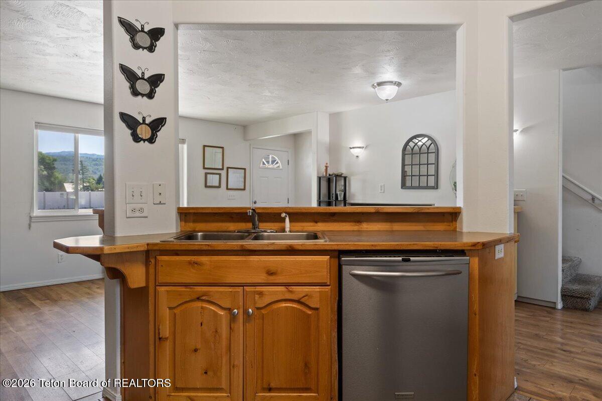 30 Cedron Road, Unit 7 Victor, ID 83455 - Photo 13 of 33 Kitchen