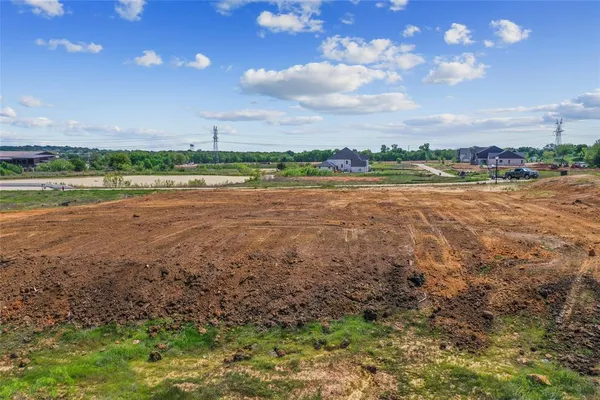 a view of an outdoor space and lakeside