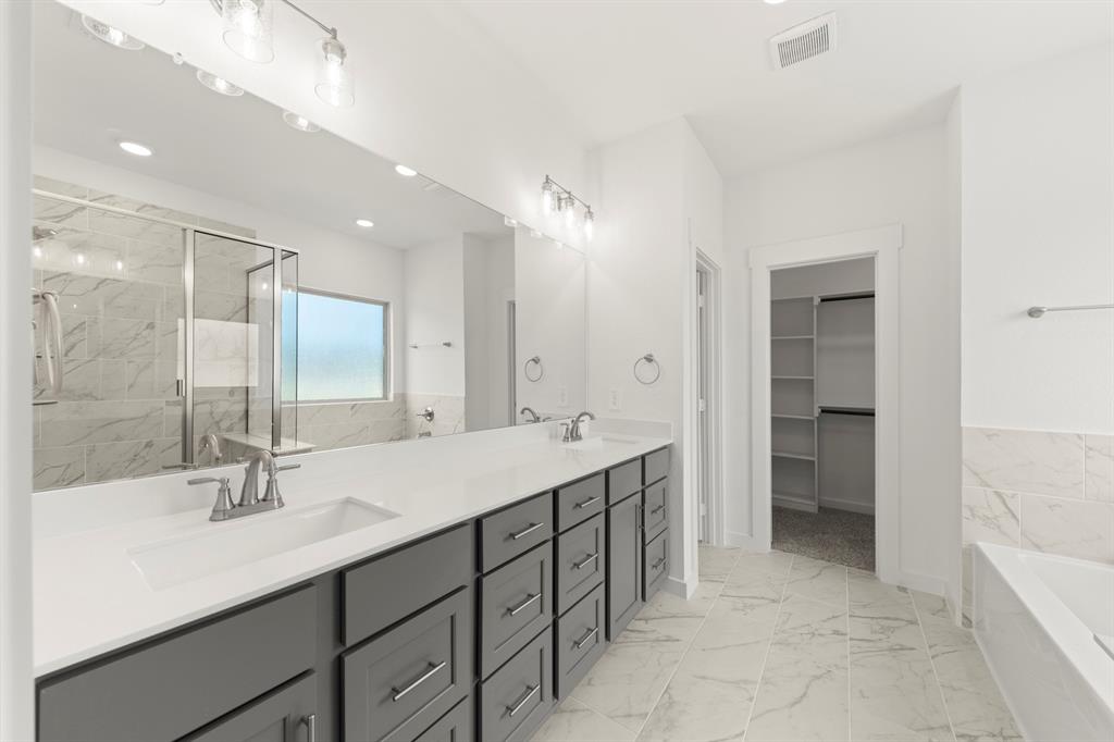 1109 Rushing Court Aubrey, TX 76227 - Photo 17 of 32 21. 1109 Rushing - Bath (2)