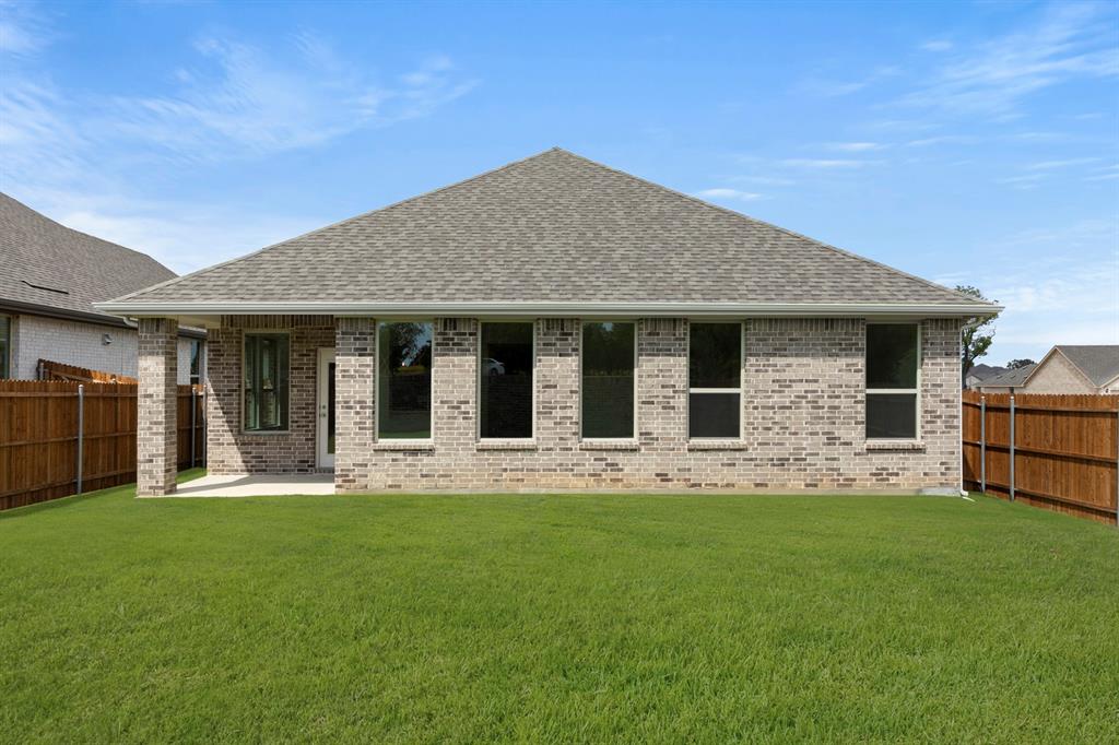 1109 Rushing Court Aubrey, TX 76227 - Photo 27 of 32 26. 1109 Rushing - Back