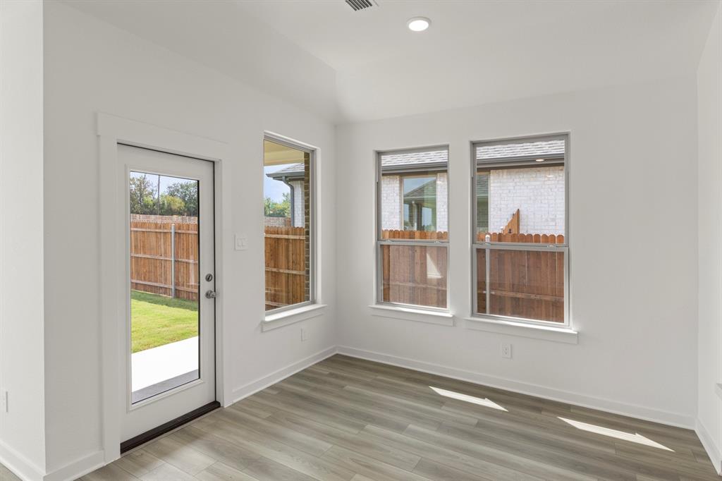 1109 Rushing Court Aubrey, TX 76227 - Photo 8 of 32 12. 1109 Rushing - Dining