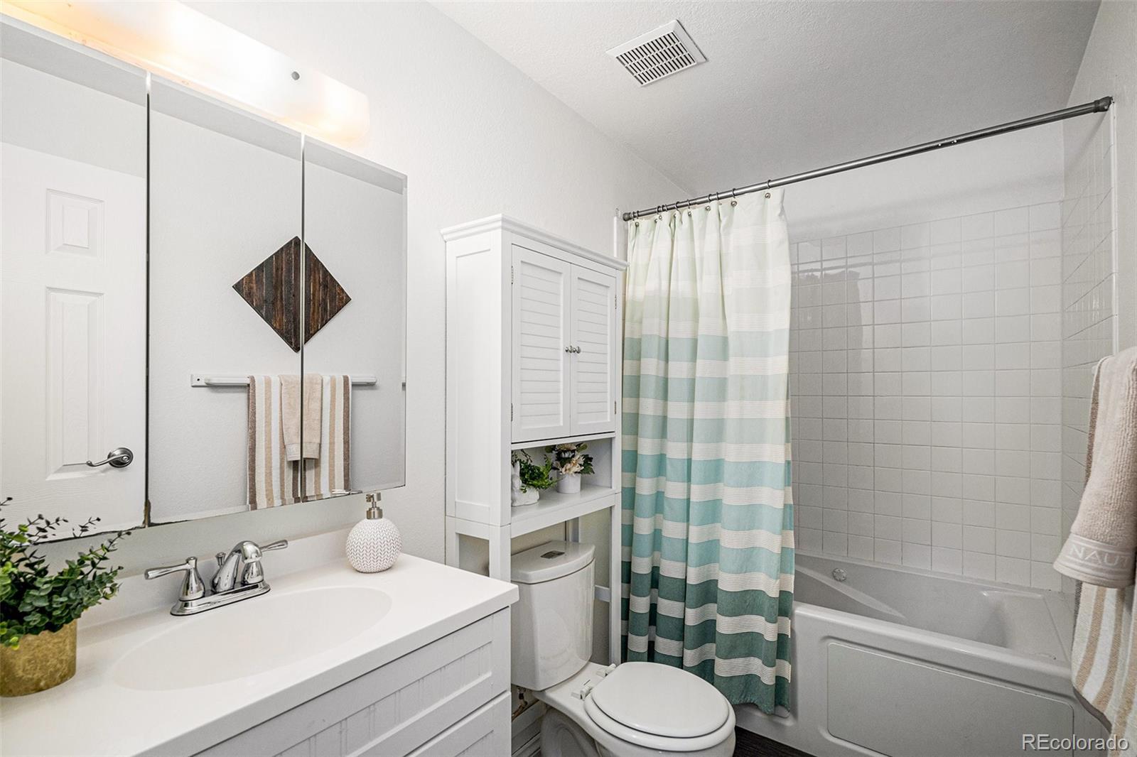 64 Nome Way, Unit A Aurora, CO 80012 - Photo 15 of 22