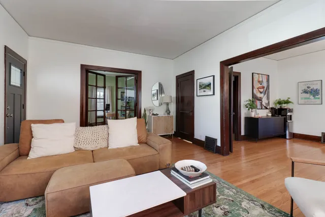 $239,900 | 601 East Grove Street, Bloomington, IL 61701