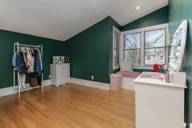 $239,900 | 601 East Grove Street, Bloomington, IL 61701