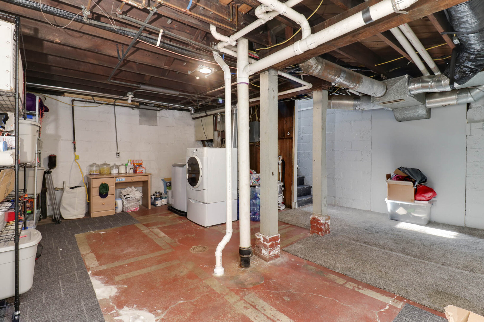 601 East Grove Street Bloomington, IL 61701 - Photo 36 of 42 a view of a garage