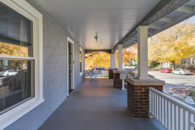 $239,900 | 601 East Grove Street, Bloomington, IL 61701