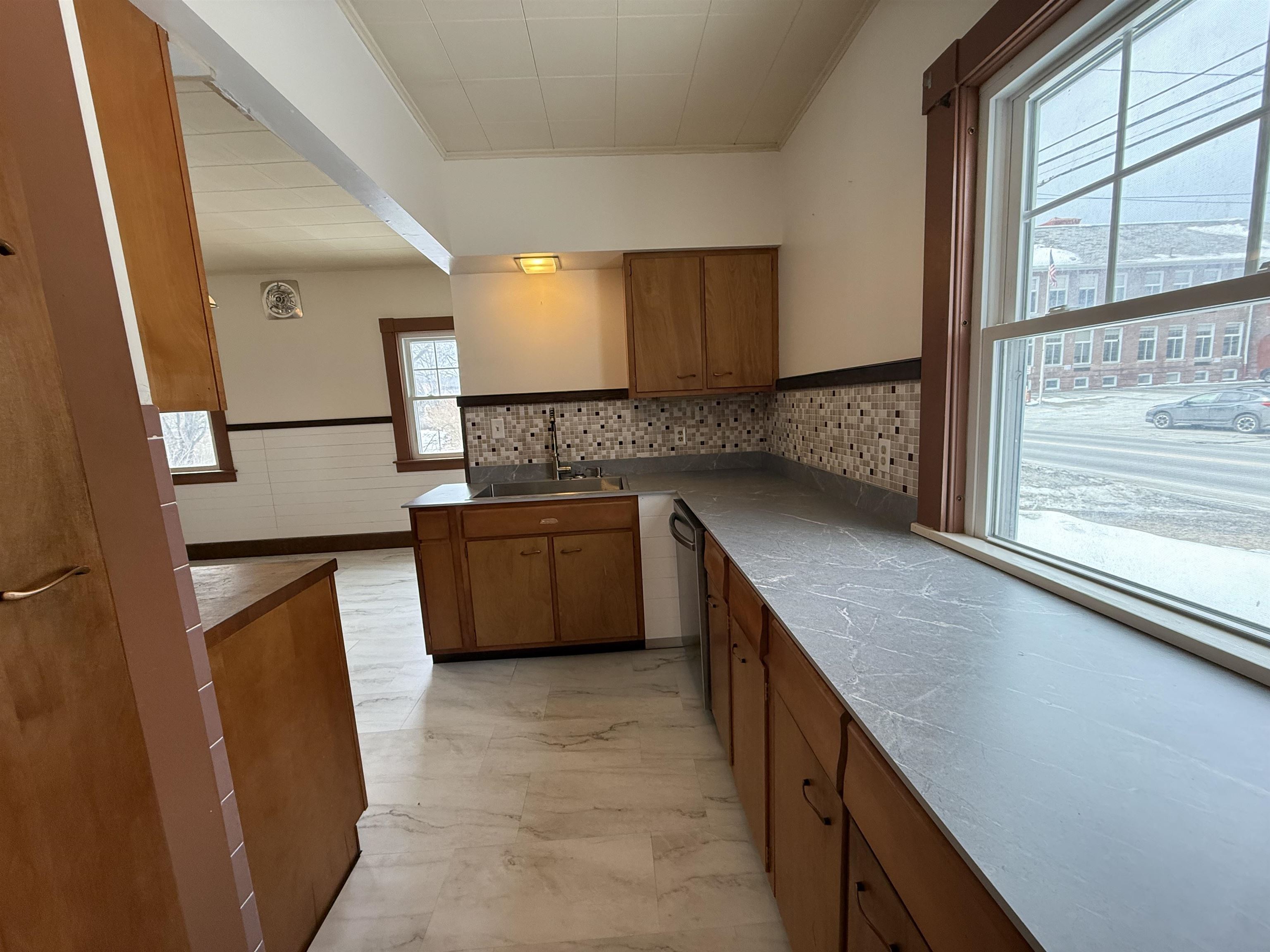 278 Highway 4 Enfield, NH 03748 - Photo 8 of 50