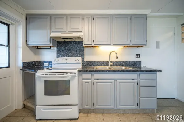 $2,500 | 1535 Ala Amoamo Street, Unit DOWNSTAIRS, Honolulu, HI 96819