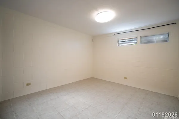 $2,500 | 1535 Ala Amoamo Street, Unit DOWNSTAIRS, Honolulu, HI 96819