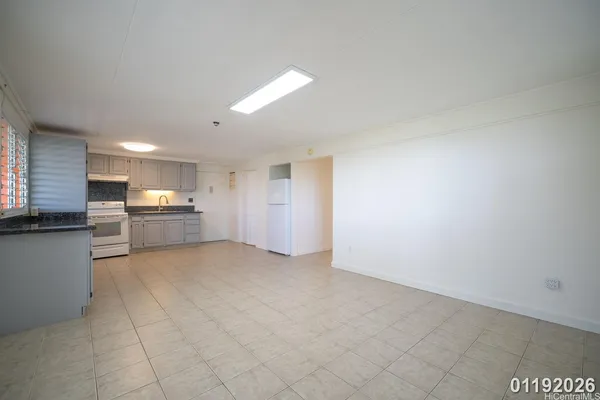 $2,500 | 1535 Ala Amoamo Street, Unit DOWNSTAIRS, Honolulu, HI 96819