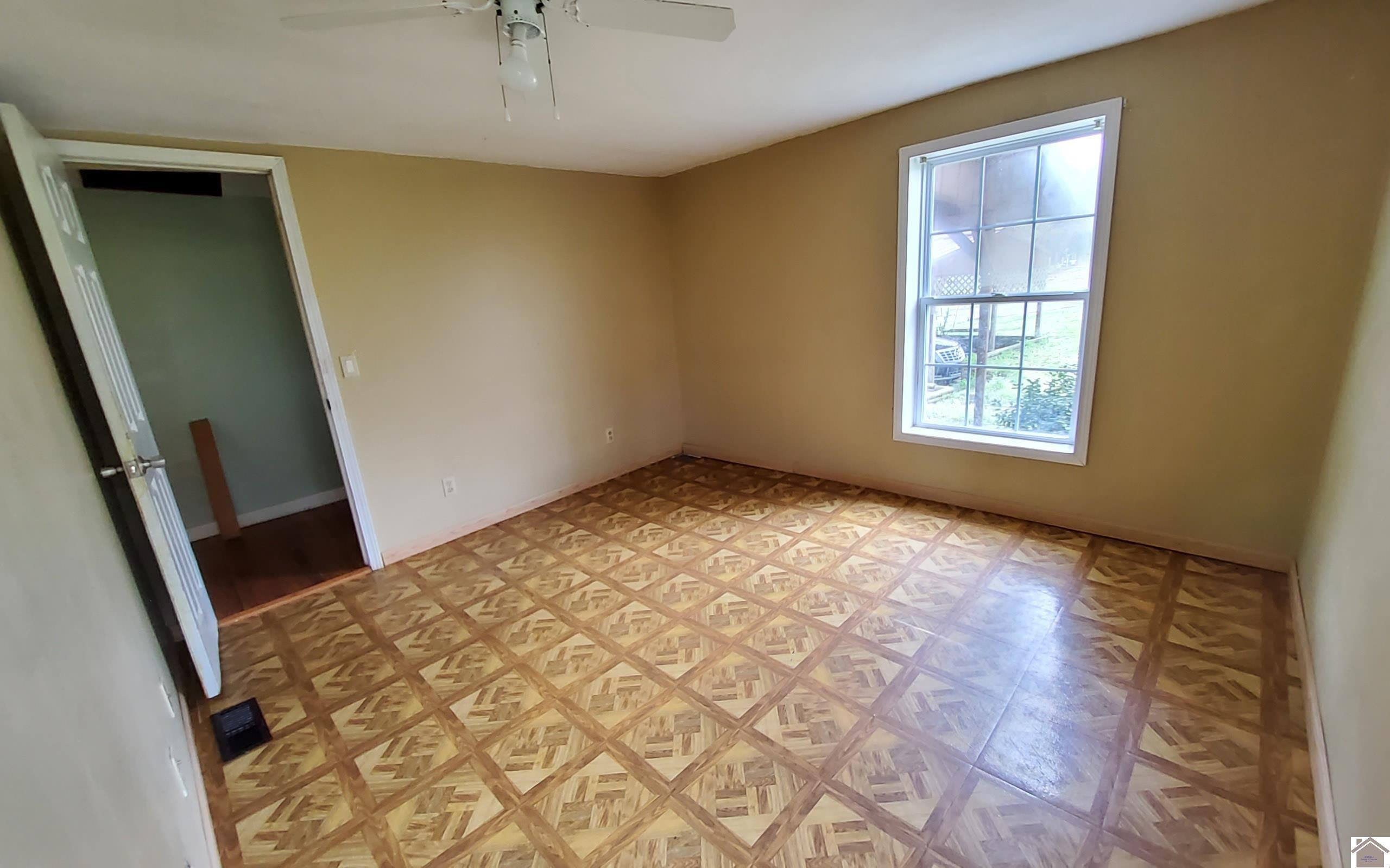 688 Ridge Road Gilbertsville, KY 42044 - Photo 18 of 25 Bedroom 2