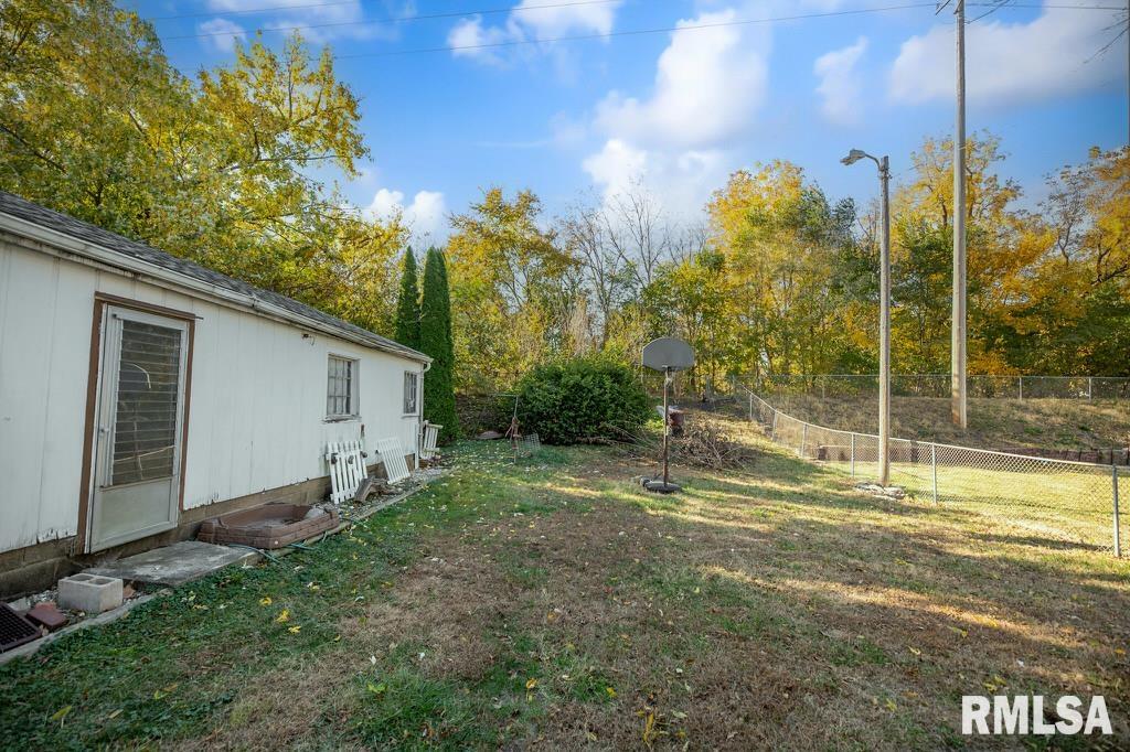 476 Baxter Court Canton, IL 61520 - Photo 23 of 26