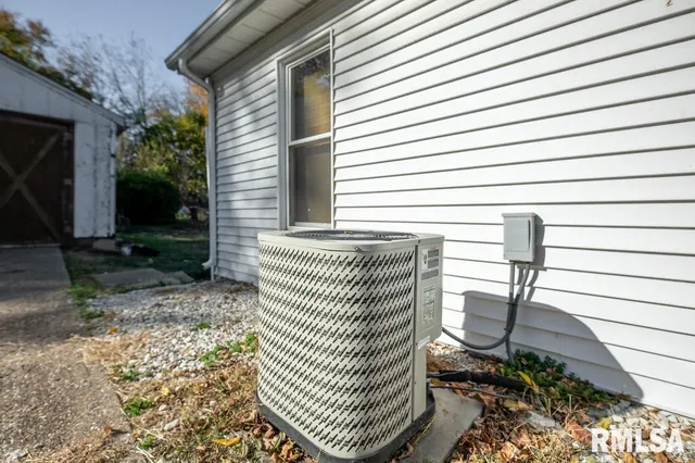 $45,000 | 476 Baxter Court, Canton, IL 61520