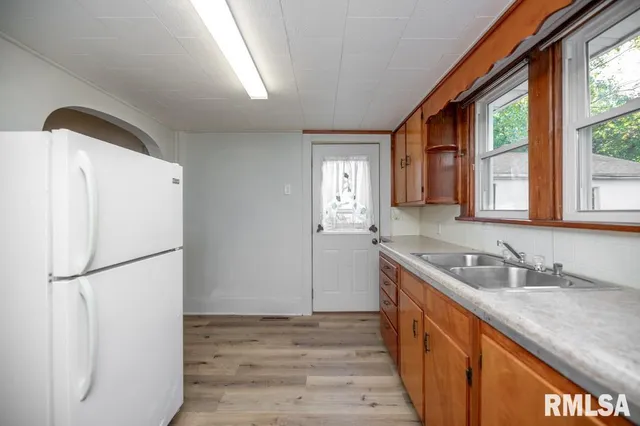 $45,000 | 476 Baxter Court, Canton, IL 61520