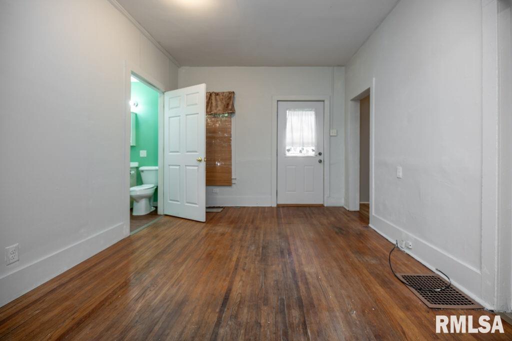 476 Baxter Court Canton, IL 61520 - Photo 9 of 26