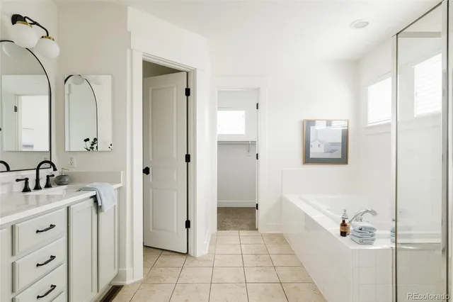 $899,500 | 7362 East 8th Place, Denver, CO 80230