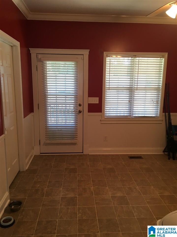 1306 Deans Ferry Road Warrior, AL 35180 - Photo 5 of 11