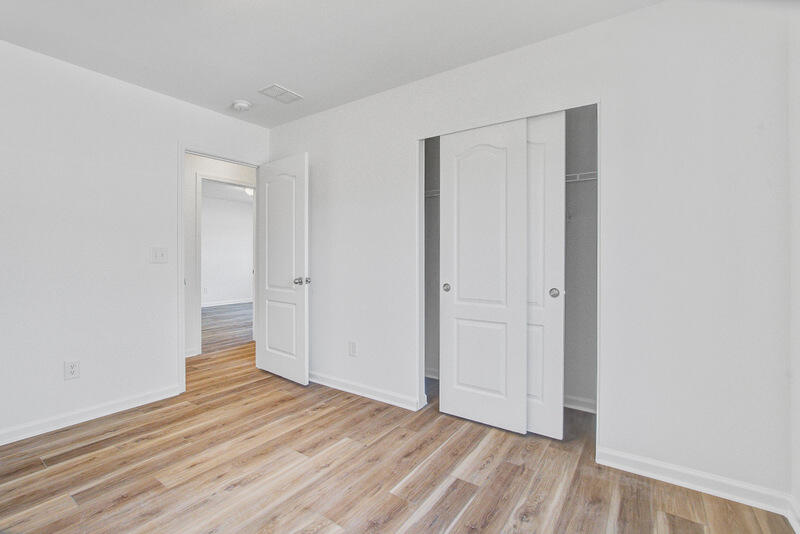 167 Brittondale Road Summerville, SC 29485 - Photo 11 of 19 167 (21)