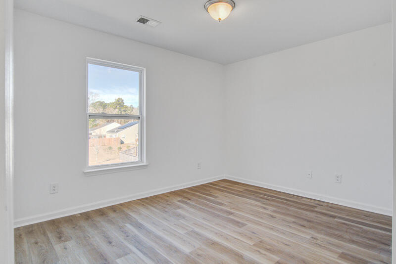 167 Brittondale Road Summerville, SC 29485 - Photo 12 of 19 167 (22)