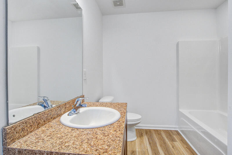 167 Brittondale Road Summerville, SC 29485 - Photo 10 of 19 167 (19)