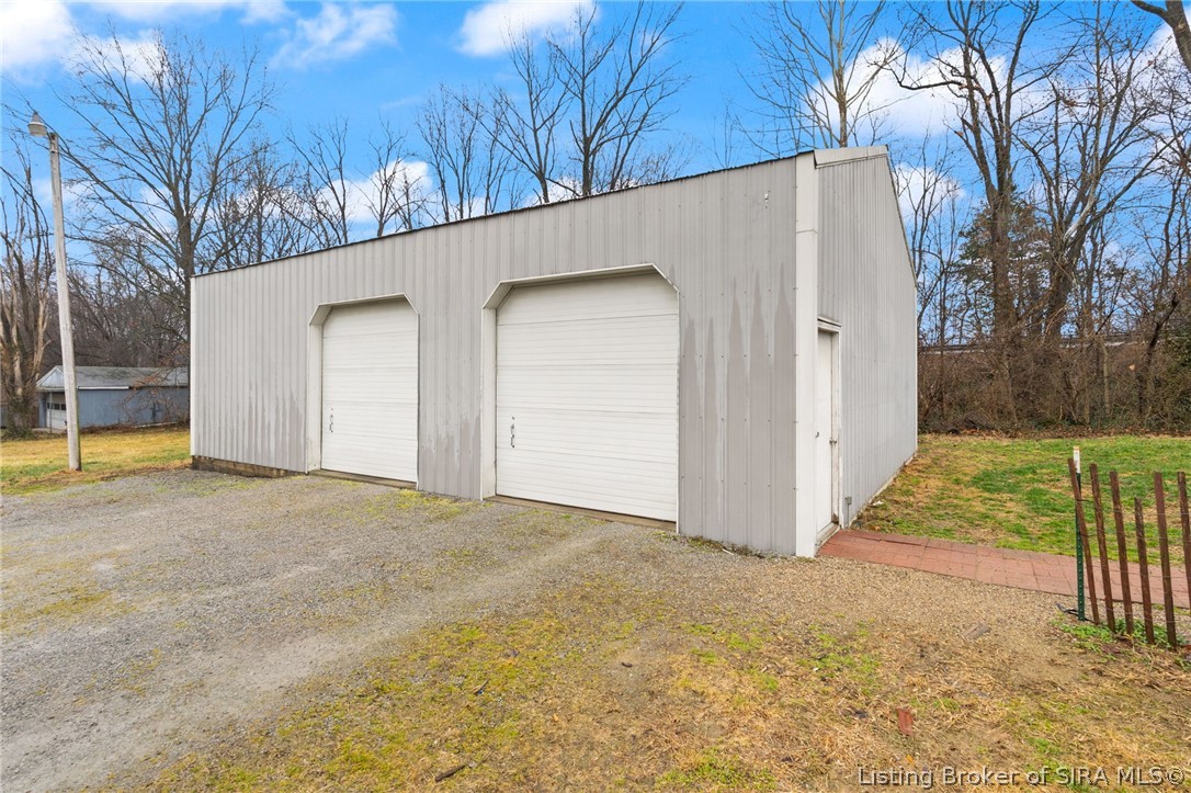 436 St Joe Road East Sellersburg, IN 47172 - Photo 3 of 44