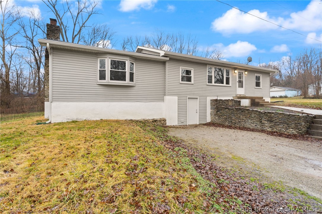 436 St Joe Road East Sellersburg, IN 47172 - Photo 5 of 44