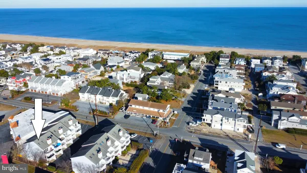 $1,195,000 | 39722 Beach Pebble Square, Unit 7, Bethany Beach, DE 19930