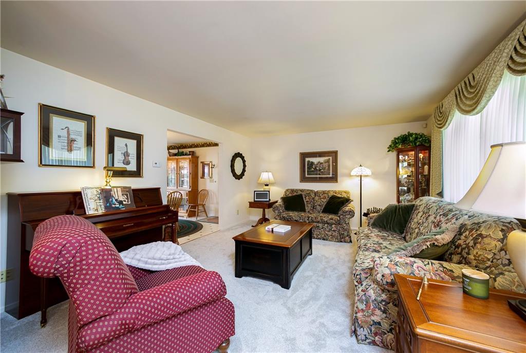 140 Colvin Road Charleroi, PA 15022 - Photo 3 of 25 Gallery Image 3