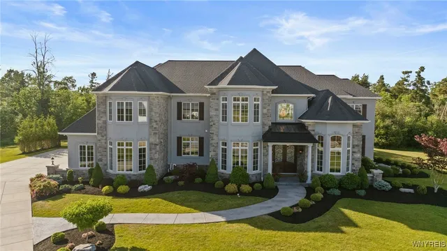 $2,600,000 | 5558 Herons Glen, Clarence, NY 14031