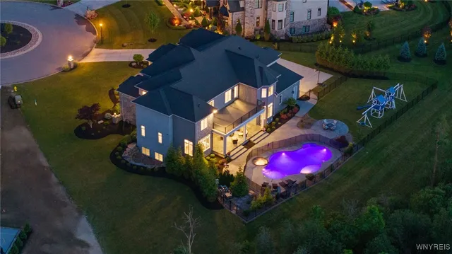 $2,600,000 | 5558 Herons Glen, Clarence, NY 14031