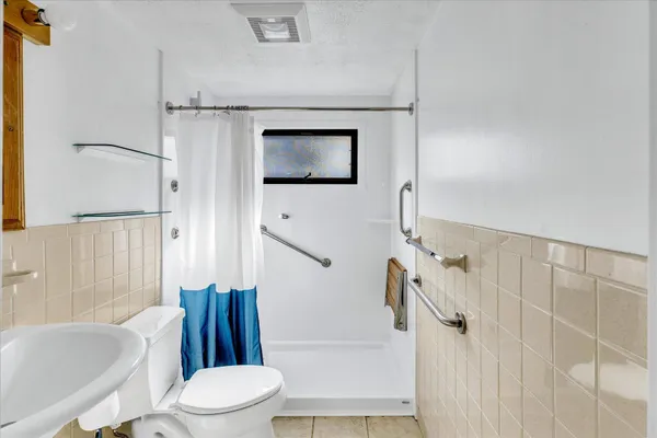 $499,999 | 104 Edgewater Drive West, East Falmouth, MA 02536