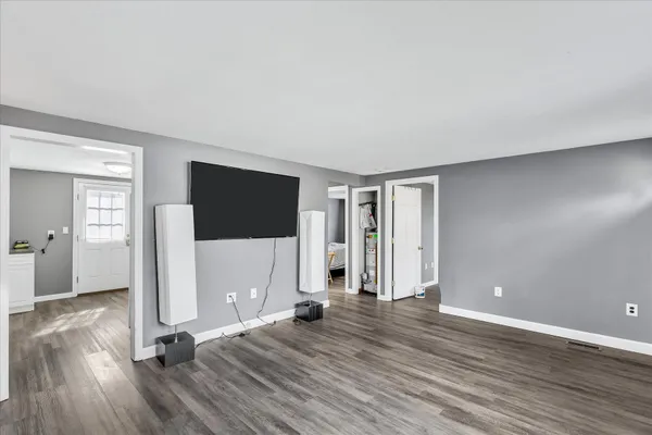 $499,999 | 104 Edgewater Drive West, East Falmouth, MA 02536