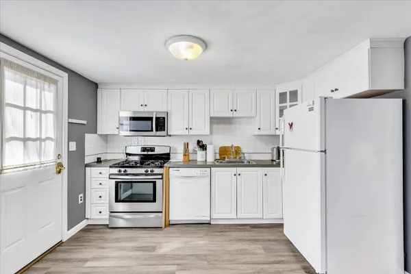 $499,999 | 104 Edgewater Drive West, East Falmouth, MA 02536