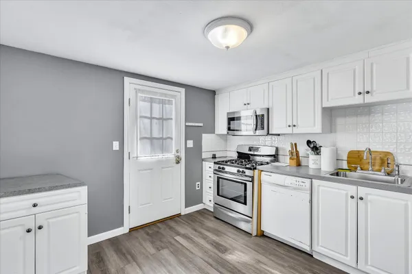 $499,999 | 104 Edgewater Drive West, East Falmouth, MA 02536