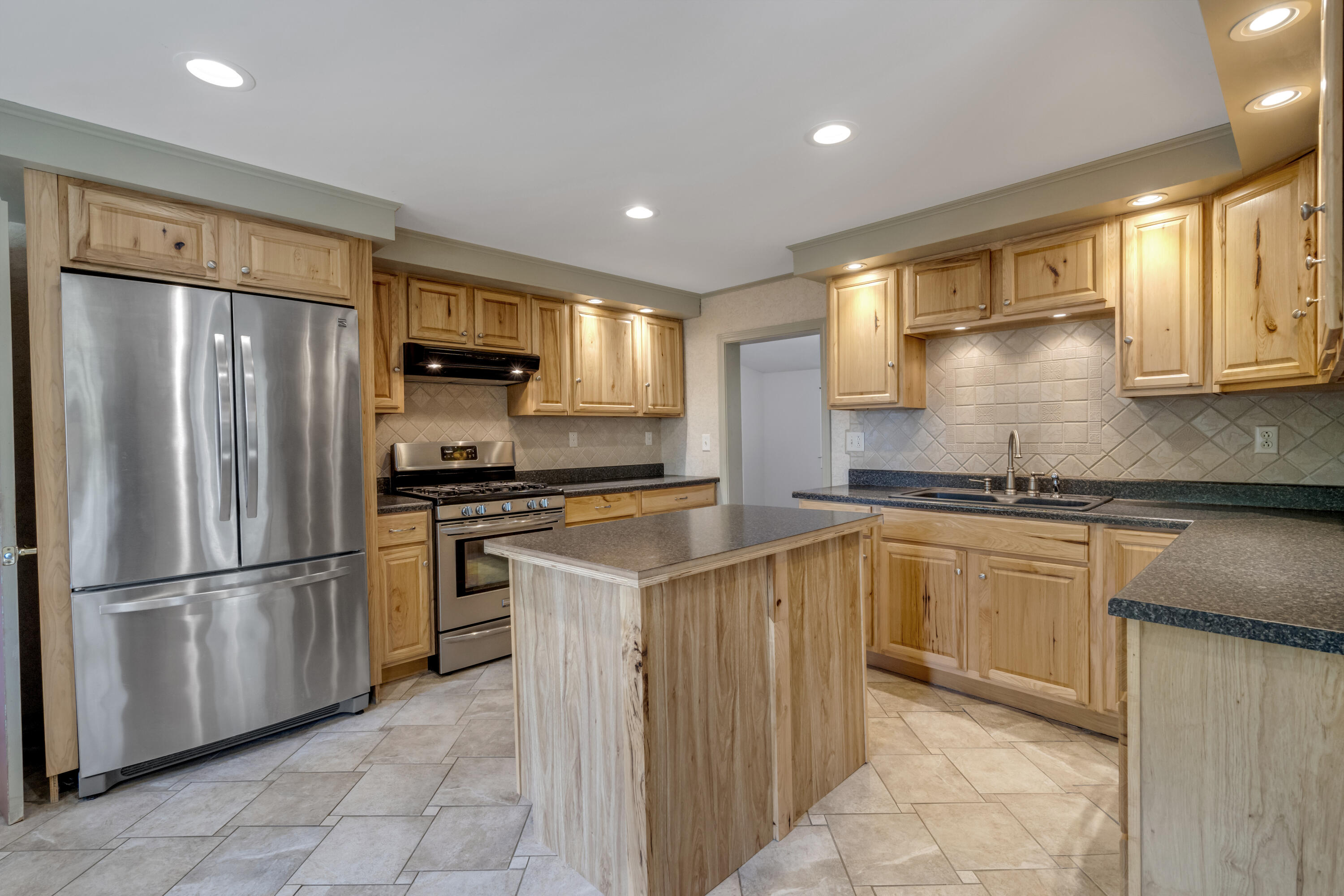 142 River Road Bowdoinham, ME 04008 - Photo 11 of 67 K 3