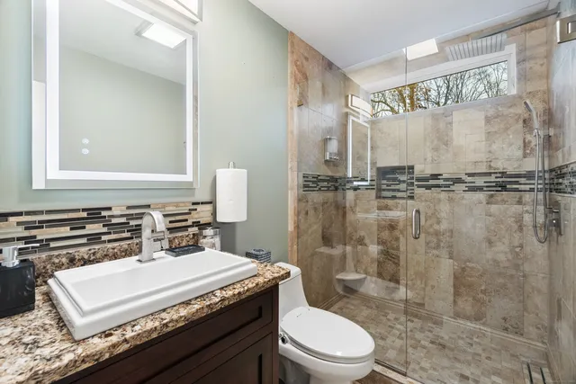 $3,200 | 240 Heather Glen Lane, Groton, CT 06355