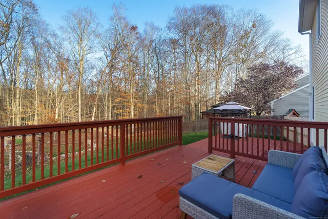 $3,200 | 240 Heather Glen Lane, Groton, CT 06355