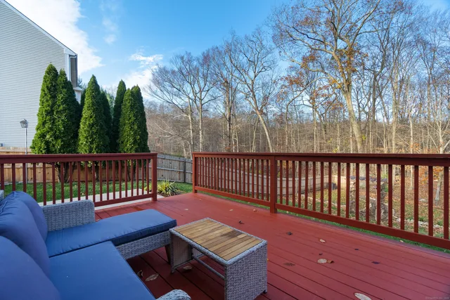 $3,200 | 240 Heather Glen Lane, Groton, CT 06355