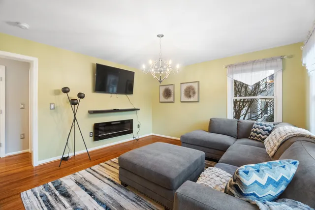 $3,200 | 240 Heather Glen Lane, Groton, CT 06355