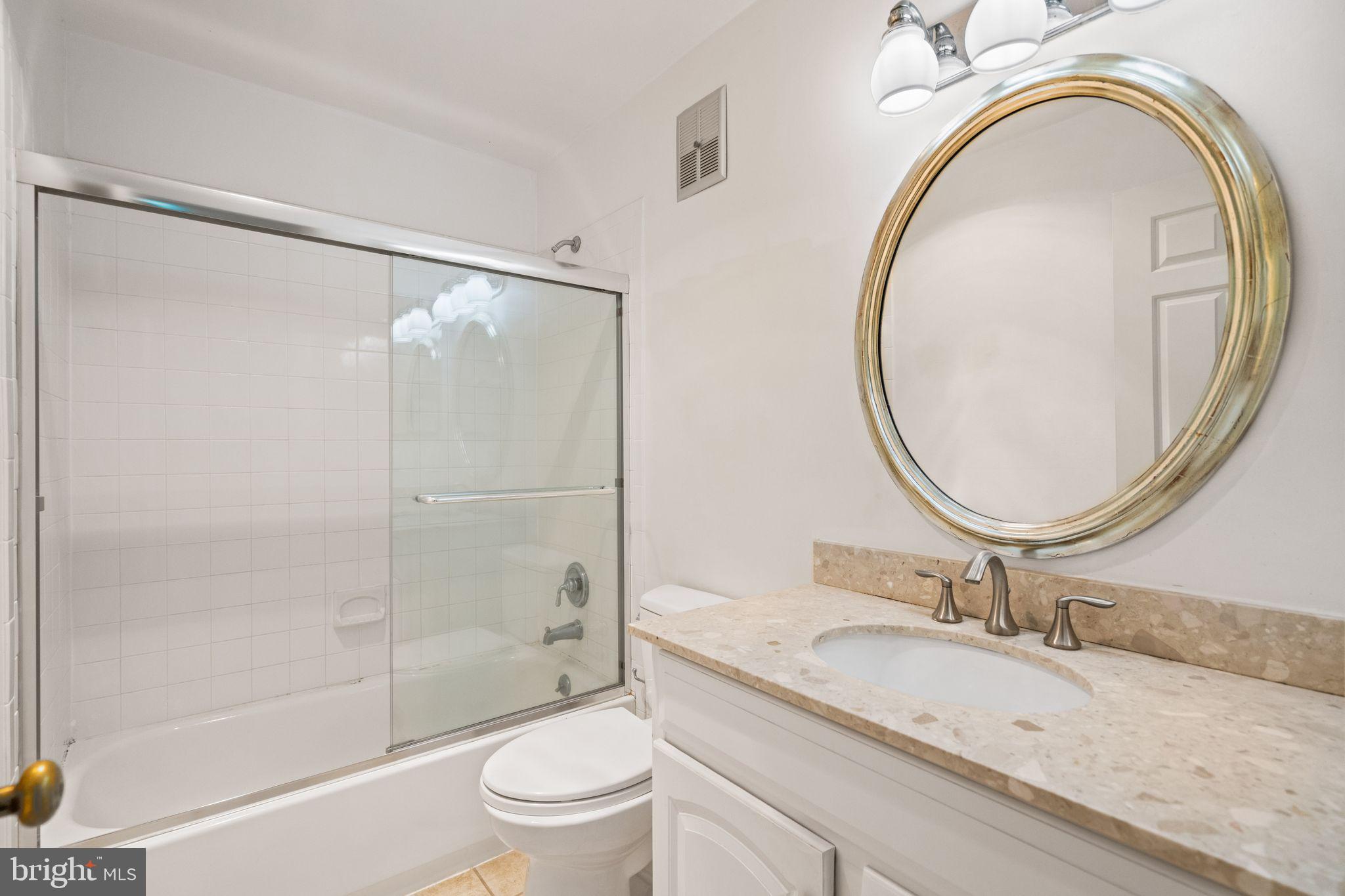 3231 Sutton Place Northwest, Unit D Washington, DC 20016 - Photo 34 of 41