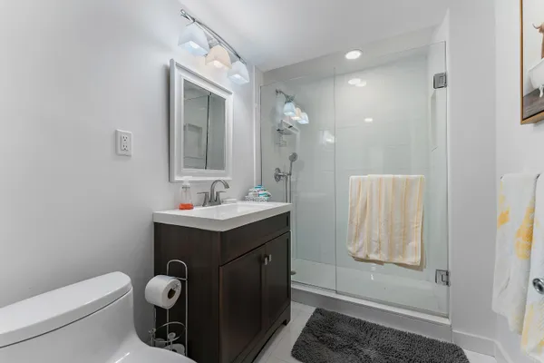 $5,200 | 235 Sunrise Avenue, Unit 1109, Palm Beach, FL 33480