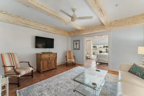 $5,200 | 235 Sunrise Avenue, Unit 1109, Palm Beach, FL 33480