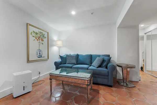 $5,200 | 235 Sunrise Avenue, Unit 1109, Palm Beach, FL 33480
