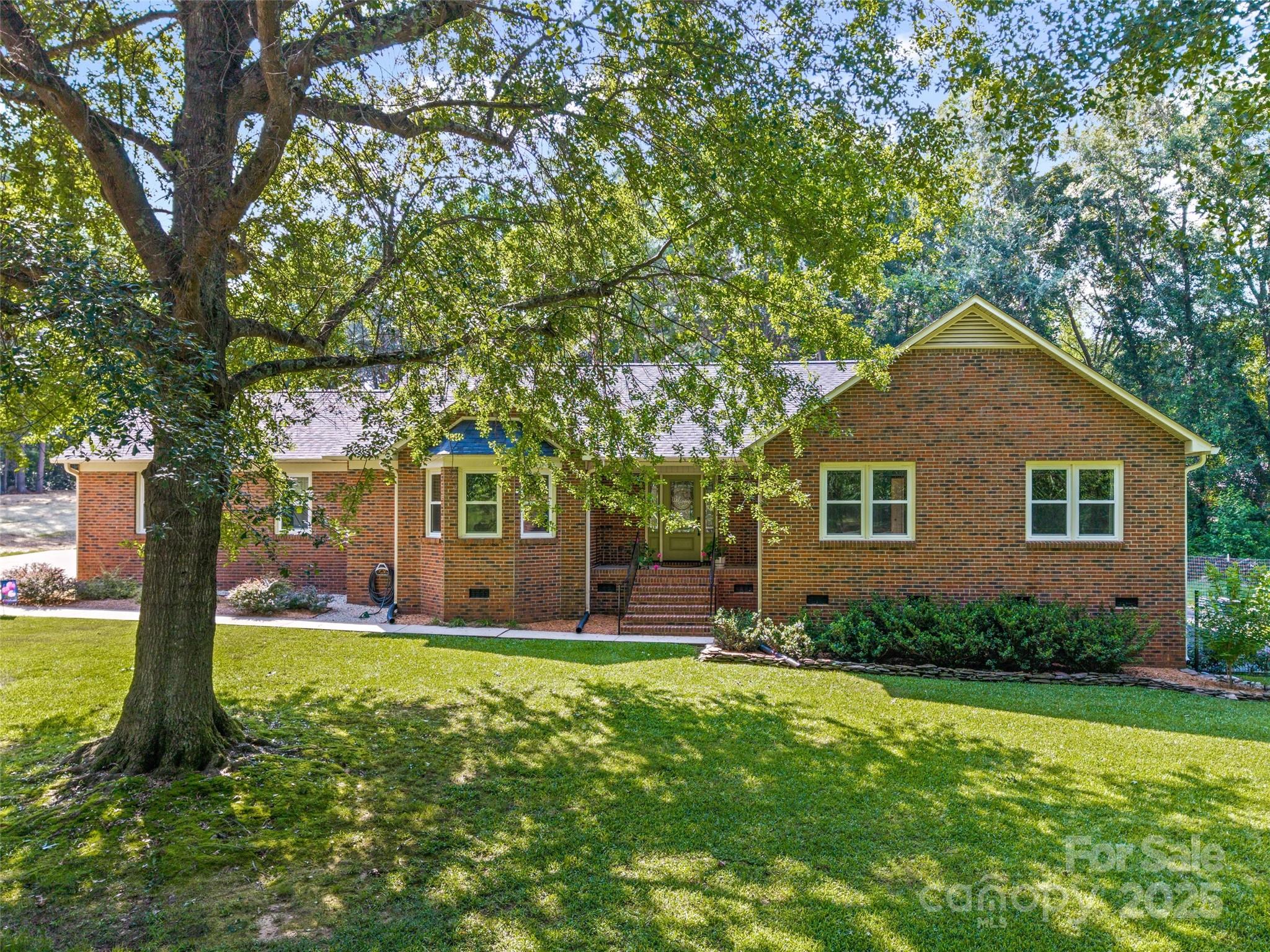 229 Campsite Road Rock Hill, SC 29732 - Photo 2 of 45 a front view of house with yard and green space