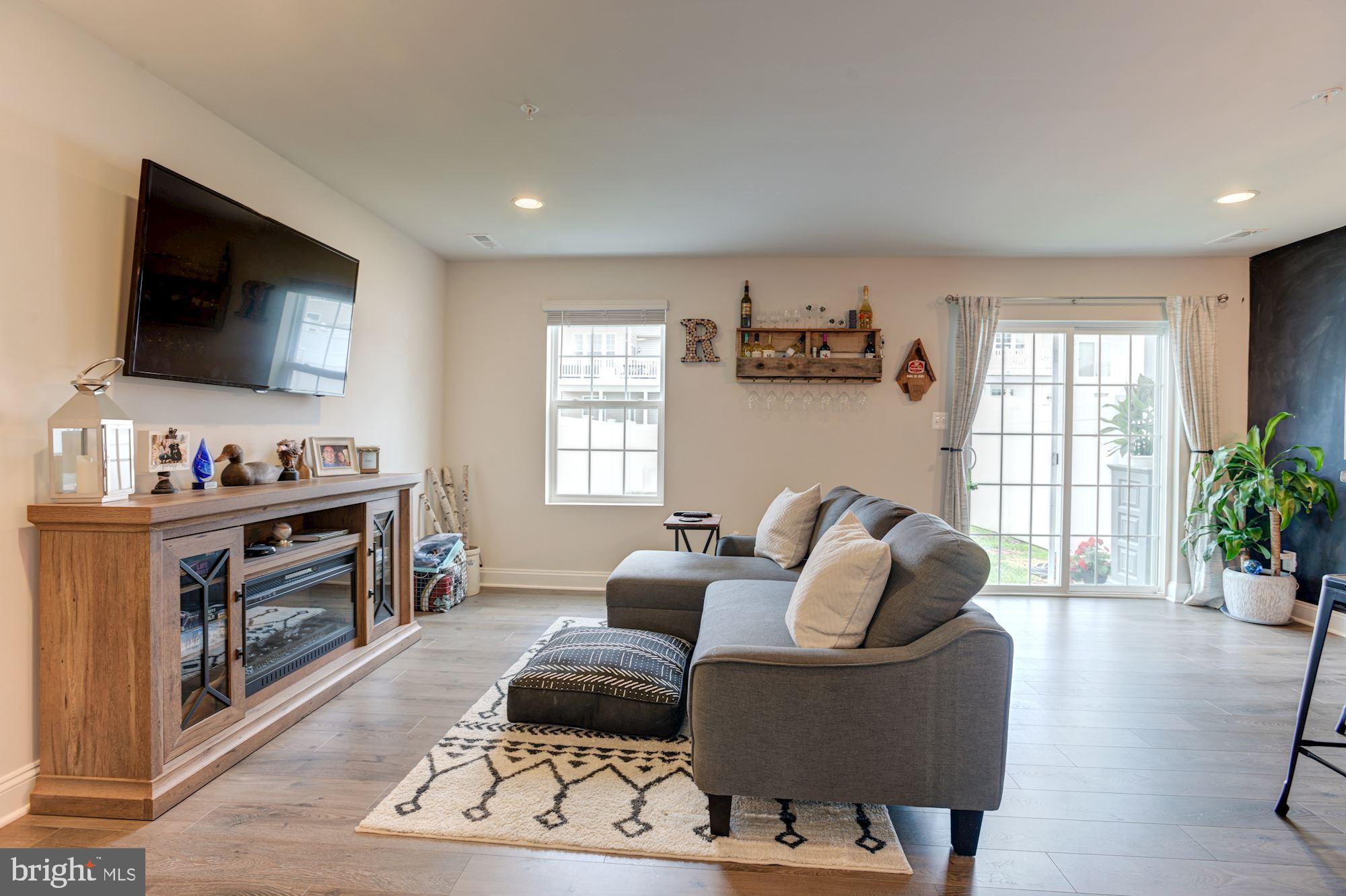 1228 Gaston Road Aberdeen, MD 21001 - Photo 5 of 37 Family Room