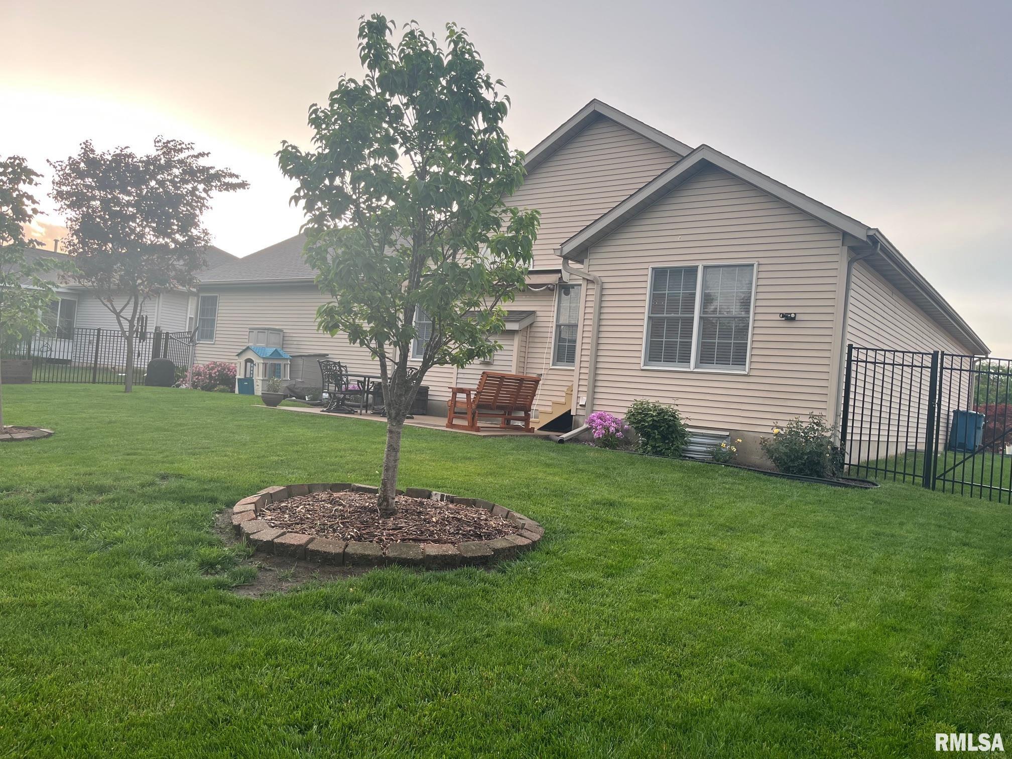 5316 Manhattan Drive Springfield, IL 62711 - Photo 4 of 6