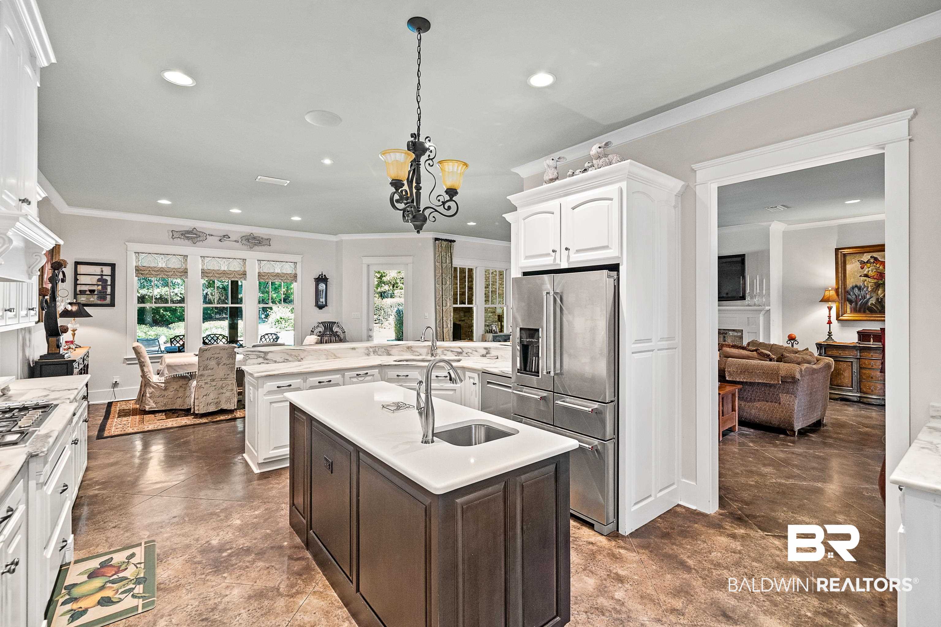 585 Falling Water Boulevard Fairhope, AL 36532 - Photo 15 of 67 Center Island