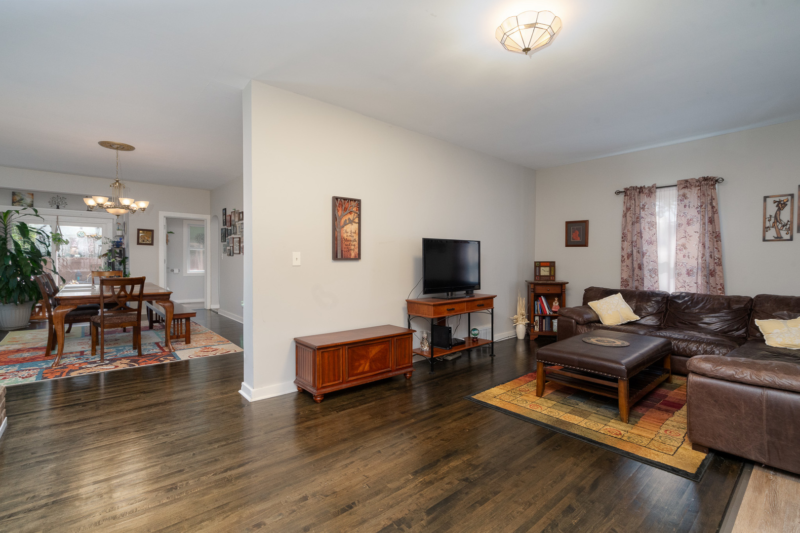 56 Cherry Hill Road Joliet, IL 60433 - Photo 8 of 36 Gallery Image 8